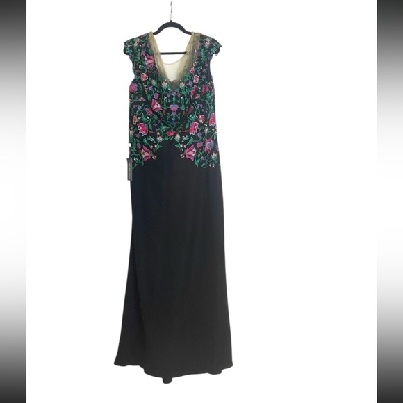 Tadashi Shoji HOLLY FLORAL EMBROIDERED Gown Dress Size 20Q $638 NEW - Picture 14 of 14